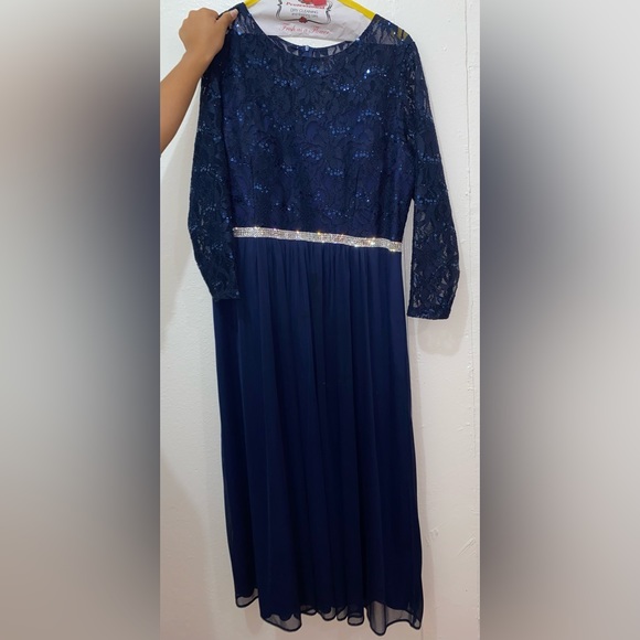 Gala Dress ✨ - Picture 1 of 6